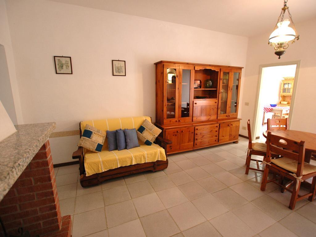Casa Del Mandorlo Daire Marina di Campo Oda fotoğraf