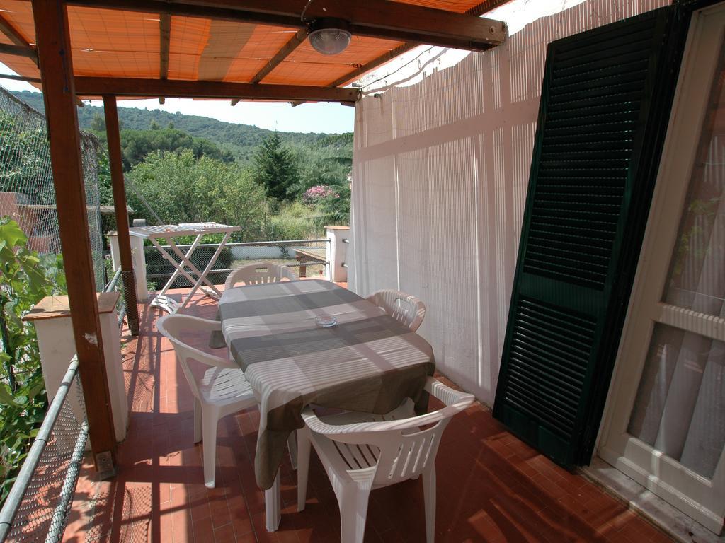 Casa Del Mandorlo Daire Marina di Campo Oda fotoğraf