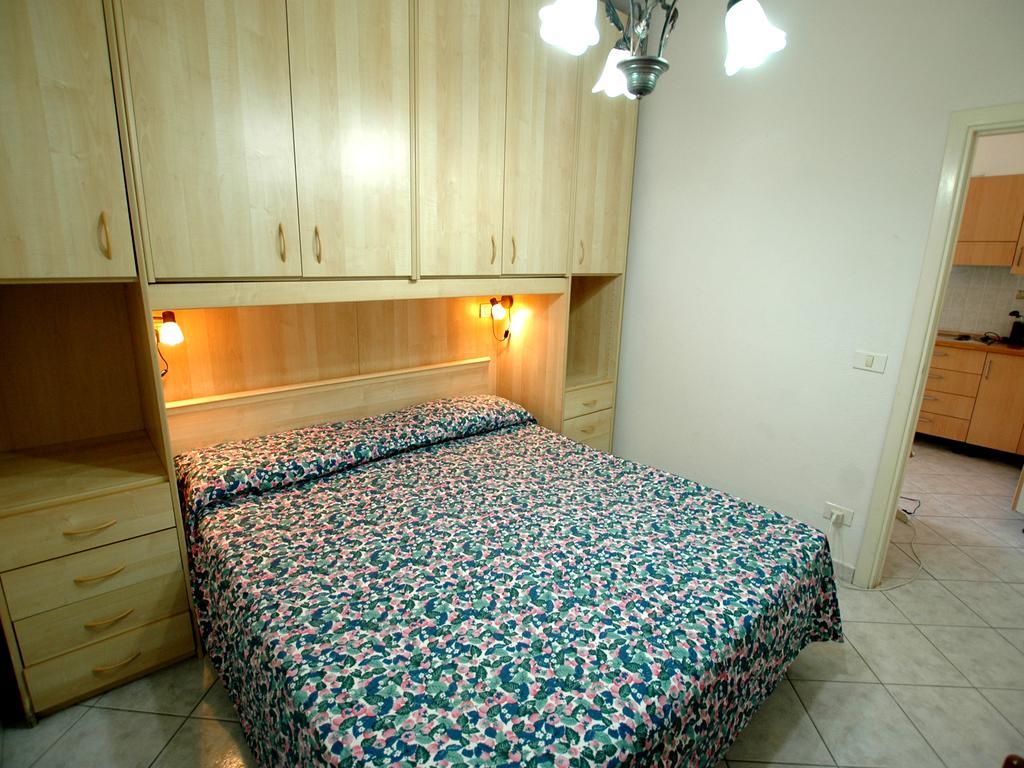 Casa Del Mandorlo Daire Marina di Campo Oda fotoğraf