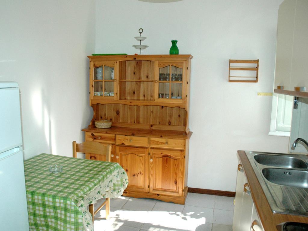 Casa Del Mandorlo Daire Marina di Campo Oda fotoğraf